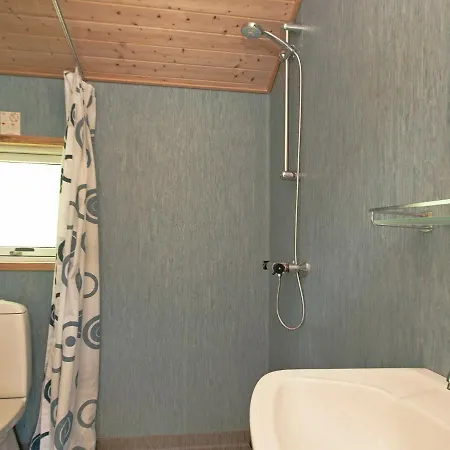 Two-bedroom Holiday In 13 Dannemare