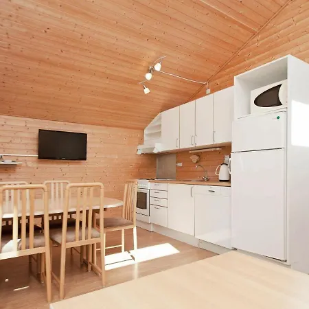 Two-bedroom Holiday In 13 Casa de Férias *